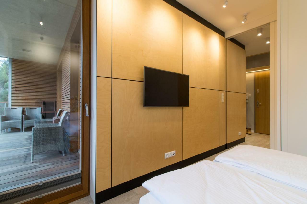 Nadmorski Dwor Wood Apartment Gdańsk Exteriör bild